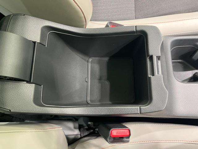 ヴェゼル ｅ：ＨＥＶ　ＰＬａＹ　禁煙車　サンルーフ　純正９型ナビ　全周囲カメラ　フルセグ　電動リアゲート　ホンダセンシング　レーダークルーズ　ブラインドスポットモニター　シートヒーター　ＥＴＣ　ＬＥＤライト　純正ＡＷ（45枚目）