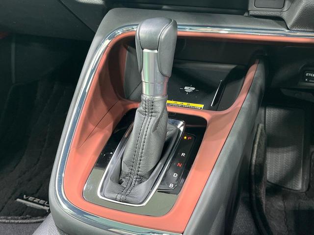 ヴェゼル ｅ：ＨＥＶ　ＰＬａＹ　禁煙車　サンルーフ　純正９型ナビ　全周囲カメラ　フルセグ　電動リアゲート　ホンダセンシング　レーダークルーズ　ブラインドスポットモニター　シートヒーター　ＥＴＣ　ＬＥＤライト　純正ＡＷ（48枚目）