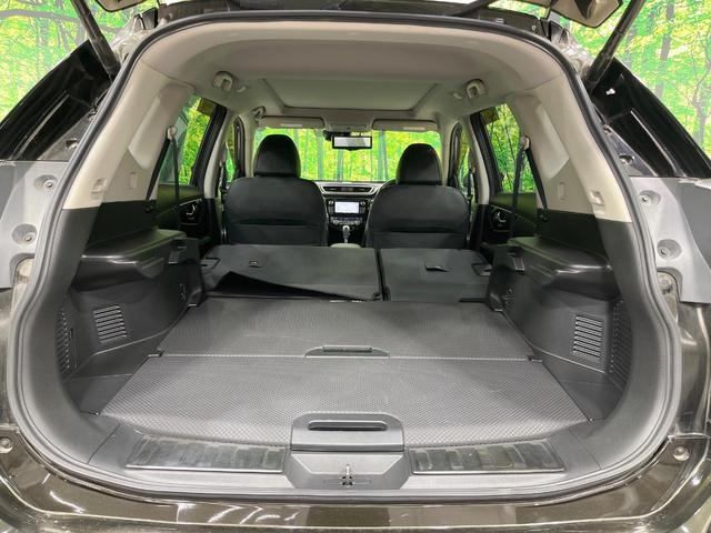 エクストレイル ２０ＸエクストリーマーＸエマージェンシーブレーキＰ　禁煙車　サンルーフ　純正ナビ　全周囲カメラ　フルセグ　７人乗　電動リアゲート　クルコン　デジタルミラー　シートヒーター　ＥＴＣ　ルーフレール　アイドリングストップ　純正ＡＷ（12枚目）