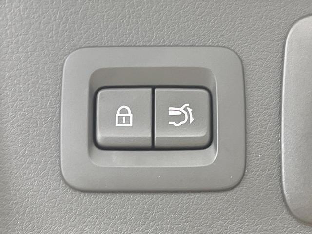 ＣＸ－６０ ＸＤ－ハイブリッド　プレミアムスポーツ　禁煙車　サンルーフ　純正１２．３型ナビ　全周囲カメラ　ＢＯＳＥサウンド　１００Ｖ電源　レーダークルーズ　電動リアゲート　シートメモリー　ハーフレザーシート　全席シートヒーター　ワイヤレス充電　ＥＴＣ（41枚目）