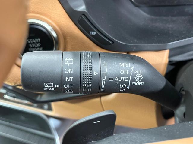 ＣＸ－６０ ＸＤ－ハイブリッド　プレミアムスポーツ　禁煙車　サンルーフ　純正１２．３型ナビ　全周囲カメラ　ＢＯＳＥサウンド　１００Ｖ電源　レーダークルーズ　電動リアゲート　シートメモリー　ハーフレザーシート　全席シートヒーター　ワイヤレス充電　ＥＴＣ（52枚目）