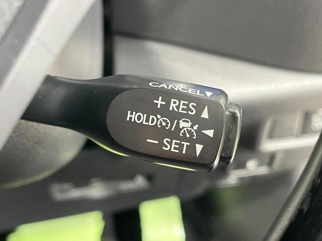 C-HR G 禁煙車 純正ナビ バックカメラ レーダークルーズ ハーフレザーシート コーナーセンサー シートヒーター スマートキー LEDヘッド ビルトインETC オートハイビーム 車線逸脱警報(6枚目)