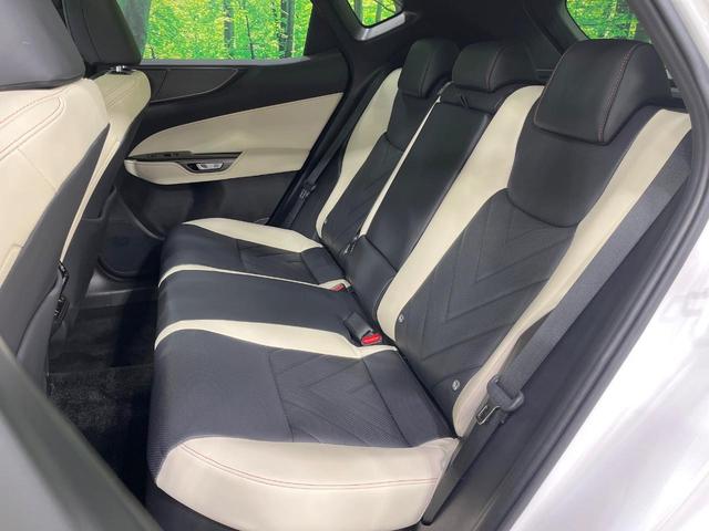 ＮＸ ＮＸ３５０ｈ　バージョンＬ　禁煙車　ガラスルーフ　純正１２型ナビ　全周囲カメラ　レーダークルーズ　衝突被害軽減　１００Ｖ電源　レザーシート　前席シートエアコン　コーナーセンサー　スマートキー　ＬＥＤヘッド　ルーフレール（31枚目）