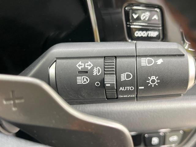 ＮＸ ＮＸ３５０ｈ　バージョンＬ　禁煙車　ガラスルーフ　純正１２型ナビ　全周囲カメラ　レーダークルーズ　衝突被害軽減　１００Ｖ電源　レザーシート　前席シートエアコン　コーナーセンサー　スマートキー　ＬＥＤヘッド　ルーフレール（51枚目）