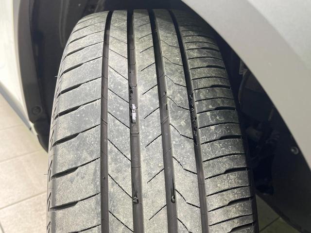 ＮＸ ＮＸ３５０ｈ　バージョンＬ　禁煙車　ガラスルーフ　純正１２型ナビ　全周囲カメラ　レーダークルーズ　衝突被害軽減　１００Ｖ電源　レザーシート　前席シートエアコン　コーナーセンサー　スマートキー　ＬＥＤヘッド　ルーフレール（68枚目）