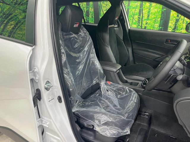 カローラクロス GRスポーツ 登録済未使用車 純正10型ナビ 全周囲カメラ レーダークルーズ 衝突被害軽減 ハーフレザーシート コーナーセンサー LEDヘッド ルーフレール ETC2.0 オートハイビーム 車線逸脱警報(8枚目)