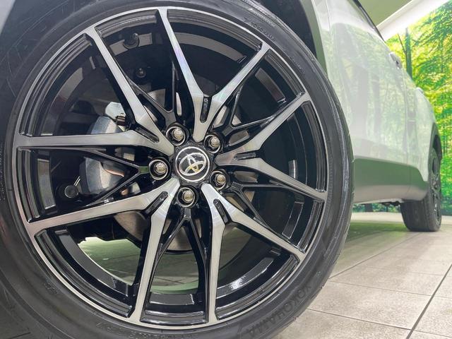 カローラクロス GRスポーツ 登録済未使用車 純正10型ナビ 全周囲カメラ レーダークルーズ 衝突被害軽減 ハーフレザーシート コーナーセンサー LEDヘッド ルーフレール ETC2.0 オートハイビーム 車線逸脱警報(17枚目)