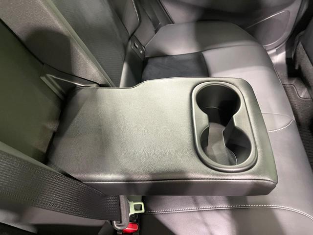 カローラクロス GRスポーツ 登録済未使用車 純正10型ナビ 全周囲カメラ レーダークルーズ 衝突被害軽減 ハーフレザーシート コーナーセンサー LEDヘッド ルーフレール ETC2.0 オートハイビーム 車線逸脱警報(40枚目)