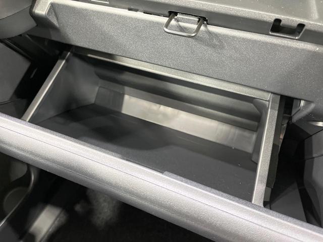 シエンタ ハイブリッドZ 登録済未使用車 純正10型ナビ 全周囲カメラ フルセグ ブラインドスポットモニター セーフティセンス レーダークルーズ コーナーセンサー ETC2.0 スマートキー オートハイビーム(54枚目)