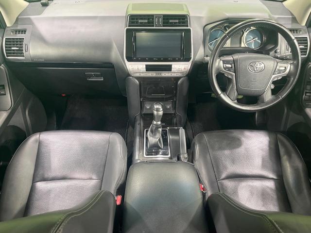 ランドクルーザープラド TX Lパッケージ・ブラックエディション 禁煙車 サンルーフ 純正9型ナビ フルセグ バックカメラ セーフティセンス クリアランスソナー シートベンチレーション 黒革シート パワーシート LEDヘッド&フォグ 純正18インチアルミ ETC(2枚目)