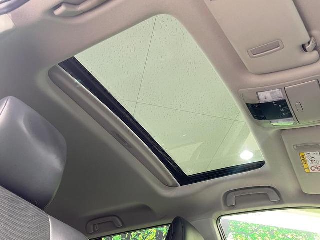 ランドクルーザープラド TX Lパッケージ・ブラックエディション 禁煙車 サンルーフ 純正9型ナビ フルセグ バックカメラ セーフティセンス クリアランスソナー シートベンチレーション 黒革シート パワーシート LEDヘッド&フォグ 純正18インチアルミ ETC(3枚目)