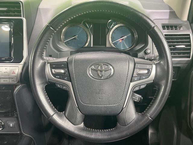 ランドクルーザープラド TX Lパッケージ・ブラックエディション 禁煙車 サンルーフ 純正9型ナビ フルセグ バックカメラ セーフティセンス クリアランスソナー シートベンチレーション 黒革シート パワーシート LEDヘッド&フォグ 純正18インチアルミ ETC(11枚目)