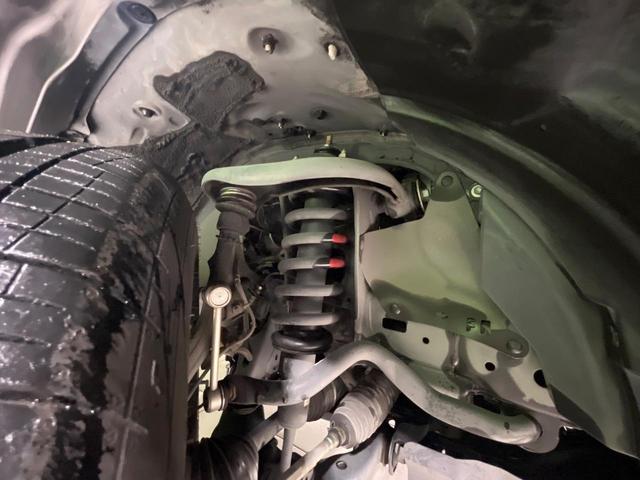 ランドクルーザープラド TX Lパッケージ・ブラックエディション 禁煙車 サンルーフ 純正9型ナビ フルセグ バックカメラ セーフティセンス クリアランスソナー シートベンチレーション 黒革シート パワーシート LEDヘッド&フォグ 純正18インチアルミ ETC(20枚目)