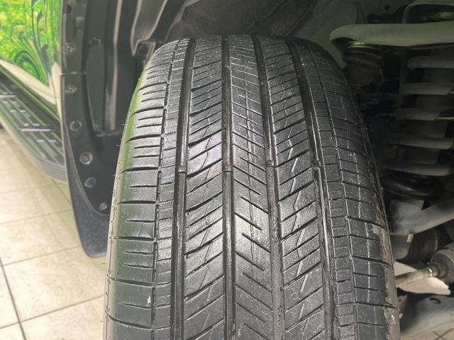 ランドクルーザープラド TX Lパッケージ・ブラックエディション 禁煙車 サンルーフ 純正9型ナビ フルセグ バックカメラ セーフティセンス クリアランスソナー シートベンチレーション 黒革シート パワーシート LEDヘッド&フォグ 純正18インチアルミ ETC(22枚目)