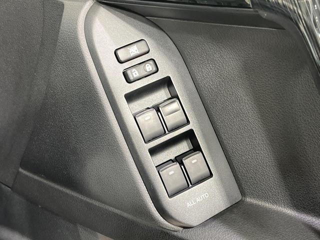 ランドクルーザープラド TX Lパッケージ・ブラックエディション 禁煙車 サンルーフ 純正9型ナビ フルセグ バックカメラ セーフティセンス クリアランスソナー シートベンチレーション 黒革シート パワーシート LEDヘッド&フォグ 純正18インチアルミ ETC(29枚目)