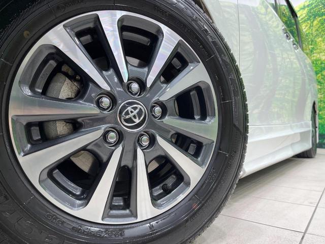 【純正１５インチアルミホイール】外観にマッチした純正アルミホイールを装着しております。各種社外アルミホイールや、スタッドレスタイヤも取扱いしております。是非ご相談ください♪
