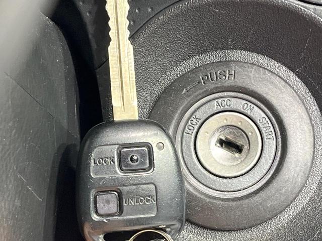 FJクルーザー オフロードパッケージ 禁煙車 純正ナビ フルセグ バックカメラ コーナーセンサー 17インチアルミ フォグランプ ルーフキャリア ETC Bluetooth CD DVD再生(7枚目)