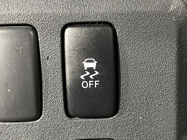 FJクルーザー オフロードパッケージ 禁煙車 純正ナビ フルセグ バックカメラ コーナーセンサー 17インチアルミ フォグランプ ルーフキャリア ETC Bluetooth CD DVD再生(39枚目)