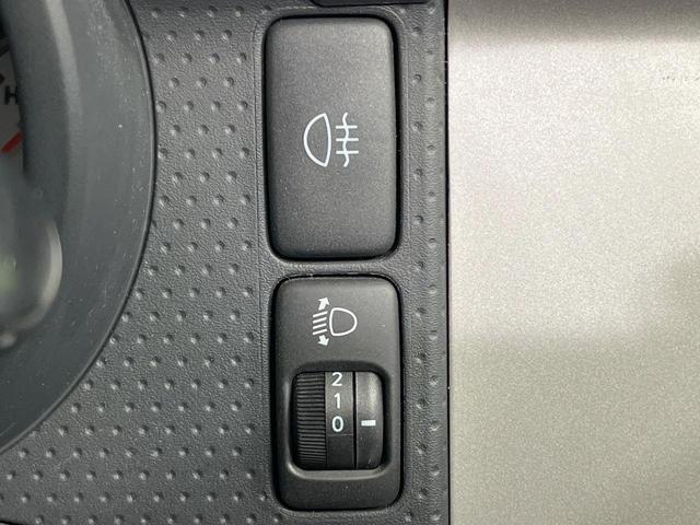 FJクルーザー オフロードパッケージ 禁煙車 純正ナビ フルセグ バックカメラ コーナーセンサー 17インチアルミ フォグランプ ルーフキャリア ETC Bluetooth CD DVD再生(46枚目)