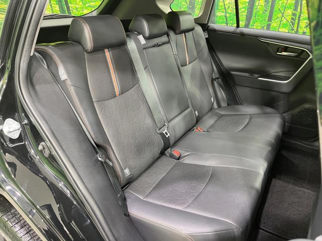 ＲＡＶ４ アドベンチャー　禁煙車　純正９インチディスプレイオーディオ　全周囲カメラ　衝突被害軽減　合皮シート　シートエアコン　パワーシート　コーナーセンサー　ＬＥＤヘッド　ルーフレール　ＥＴＣ　純正１９インチアルミ（9枚目）