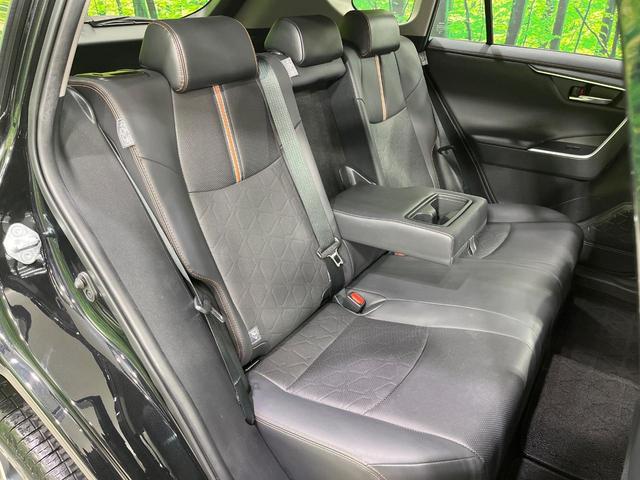 ＲＡＶ４ アドベンチャー　禁煙車　純正９インチディスプレイオーディオ　全周囲カメラ　衝突被害軽減　合皮シート　シートエアコン　パワーシート　コーナーセンサー　ＬＥＤヘッド　ルーフレール　ＥＴＣ　純正１９インチアルミ（29枚目）
