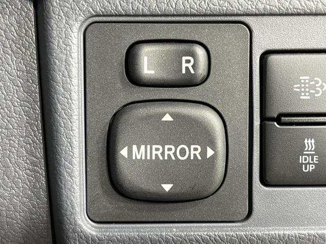 ランドクルーザー70 AX 禁煙車 モデリスタバンパーガーニッシュ モデリスタ18インチアルミ 9型ナビ バックカメラ 衝突軽減 ハーフレザーシート スマートキー LEDヘッド ETC クルコン 車線逸脱警報 オートライト(52枚目)