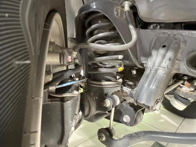 ジムニー XC 禁煙車 SDナビ バックカメラ シートヒーター スマートキー LEDヘッド ビルトインETC クルコン 純正16インチアルミ 車線逸脱警報 オートライト オートエアコン Bluetooth CD再生(21枚目)