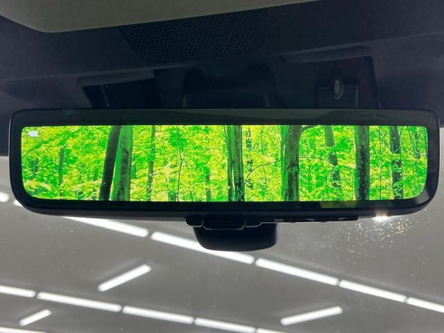 フォレスター アーバンセレクション　禁煙車　純正ナビ　バックカメラ　視界拡張　電動リアゲート　ブラインドスポットモニター　ステアリングヒーター　シートヒーター　衝突軽減　アダプティブクルーズコントロール　レーンアシスト　ＥＴＣ（5枚目）