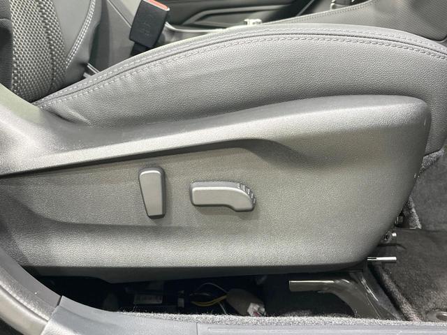 フォレスター アーバンセレクション　禁煙車　純正ナビ　バックカメラ　視界拡張　電動リアゲート　ブラインドスポットモニター　ステアリングヒーター　シートヒーター　衝突軽減　アダプティブクルーズコントロール　レーンアシスト　ＥＴＣ（38枚目）