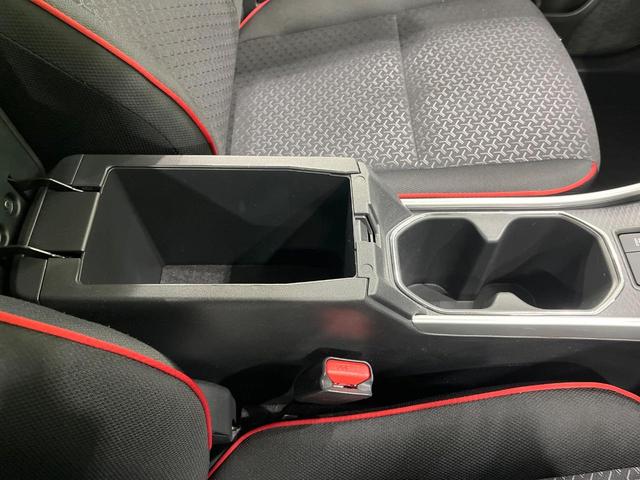 ライズ Ｚ　禁煙車　純正９型ナビ　全周囲カメラ　衝突被害軽減　コーナーセンサー　スマートキー　ＬＥＤヘッド　ＥＴＣ　純正１７インチアルミ　オートハイビーム　車線逸脱警報　オートライト　オートエアコン（53枚目）