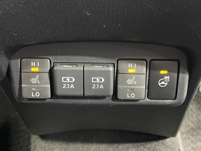 シエンタ Ｇ　クエロ　禁煙車　純正ＳＤナビ　バックカメラ　両側電動ドア　シートヒーター　ステアリングヒーター　オートエアコン　オートライト　クリアランスソナー　ＬＥＤヘッドライト　ステアリングスイッチ（6枚目）