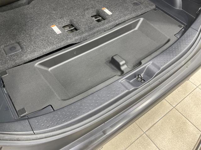 シエンタ Ｇ　クエロ　禁煙車　純正ＳＤナビ　バックカメラ　両側電動ドア　シートヒーター　ステアリングヒーター　オートエアコン　オートライト　クリアランスソナー　ＬＥＤヘッドライト　ステアリングスイッチ（40枚目）