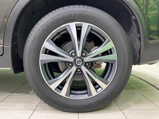 エクストレイル ２０Ｘｉ　禁煙車　純正９型ナビ　全周囲カメラ　プロパイロット　パワーバックドア　デジタルインナーミラー　ＥＴＣ　ＬＥＤヘッドライト　純正１８インチアルミホイール　電動パーキングブレーキ　ステアリングスイッチ（22枚目）