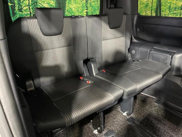 ヴォクシー ハイブリッドZS 煌 禁煙車 モデリスタエアロ 後席モニター BIG-X11型ナビ バックカメラ 両側電動ドア コーナーセンサー クルーズコントロール シートヒーター 寒冷地仕様 スマートキー LEDヘッド ETC(11枚目)