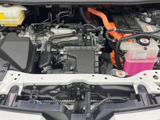 ヴォクシー ハイブリッドZS 煌 禁煙車 モデリスタエアロ 後席モニター BIG-X11型ナビ バックカメラ 両側電動ドア コーナーセンサー クルーズコントロール シートヒーター 寒冷地仕様 スマートキー LEDヘッド ETC(20枚目)