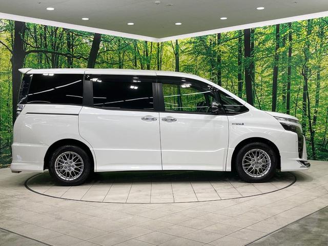 ヴォクシー ハイブリッドZS 煌 禁煙車 モデリスタエアロ 後席モニター BIG-X11型ナビ バックカメラ 両側電動ドア コーナーセンサー クルーズコントロール シートヒーター 寒冷地仕様 スマートキー LEDヘッド ETC(29枚目)