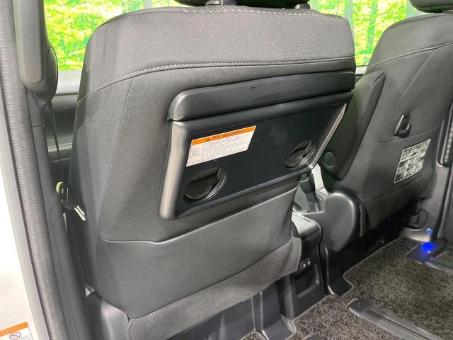 ヴォクシー ハイブリッドZS 煌 禁煙車 モデリスタエアロ 後席モニター BIG-X11型ナビ バックカメラ 両側電動ドア コーナーセンサー クルーズコントロール シートヒーター 寒冷地仕様 スマートキー LEDヘッド ETC(56枚目)