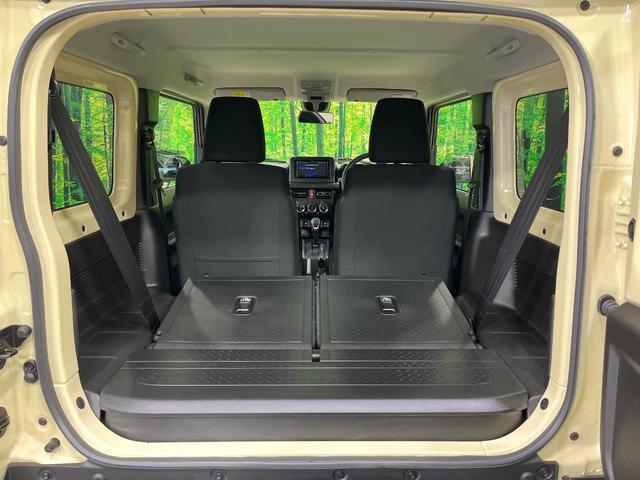 普段のお買い物や通勤、送迎等に十分な荷室スペースを確保しております。セカンドシートを倒すと、大きな荷物の積載も可能です♪