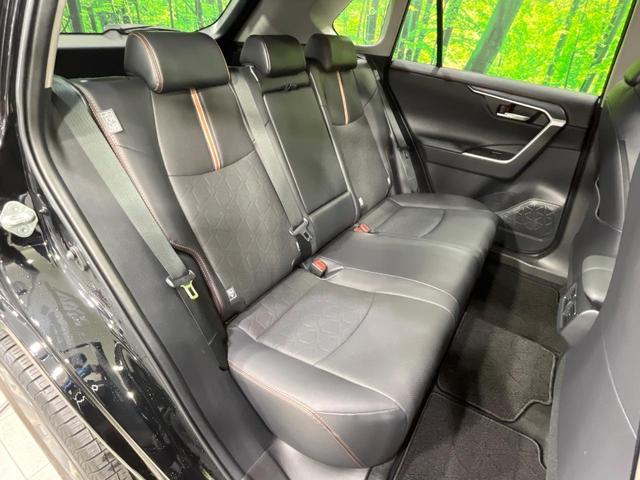 ＲＡＶ４ アドベンチャー　禁煙車　純正１０型ナビ　全周囲カメラ　フルセグ　ブラインドスポットモニター　レーダークルーズ　デジタルインナーミラー　車線逸脱警報　ＬＥＤヘッド＆フォグ　コーナーセンサー　シートヒーター　ＥＴＣ２．０（10枚目）