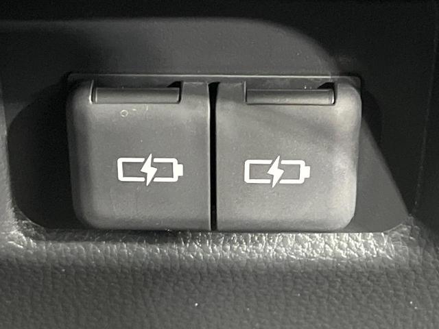 ＲＡＶ４ アドベンチャー　禁煙車　純正１０型ナビ　全周囲カメラ　フルセグ　ブラインドスポットモニター　レーダークルーズ　デジタルインナーミラー　車線逸脱警報　ＬＥＤヘッド＆フォグ　コーナーセンサー　シートヒーター　ＥＴＣ２．０（42枚目）