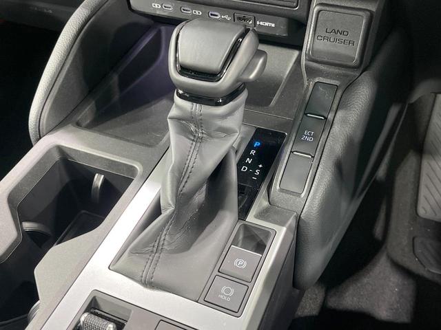 ランドクルーザー２５０ ＶＸ　禁煙車　サンルーフ　モデリスタエアロ　純正１２型ナビ　全周囲カメラ　フルセグ　デジタルインナーミラー　ブラインドスポットモニター　レーダークルーズ　電動リアゲート　前席シートエアコン（33枚目）