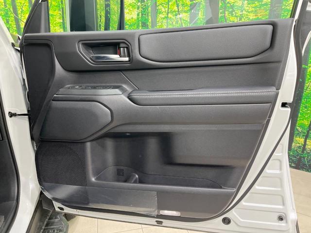 ランドクルーザー２５０ ＶＸ　禁煙車　サンルーフ　モデリスタエアロ　純正１２型ナビ　全周囲カメラ　フルセグ　デジタルインナーミラー　ブラインドスポットモニター　レーダークルーズ　電動リアゲート　前席シートエアコン（67枚目）