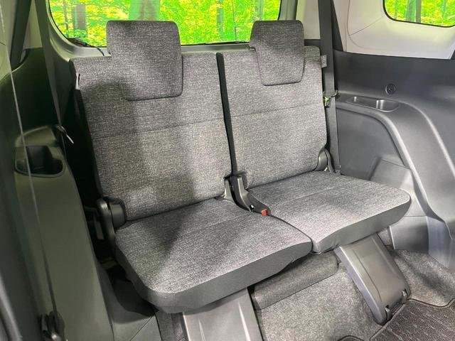 シエンタ Ｚ　禁煙車　純正１０型ナビ　全周囲カメラ　フルセグ　両側電動ドア　ブラインドスポットモニター　レーダークルーズ　セーフティセンス　コーナーセンサー　シートヒーター　ステアリングヒーター　ＥＴＣ（11枚目）