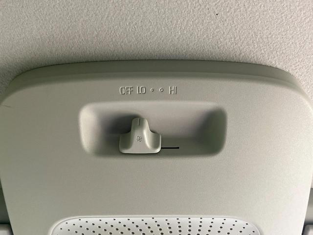 シエンタ Ｚ　禁煙車　純正１０型ナビ　全周囲カメラ　フルセグ　両側電動ドア　ブラインドスポットモニター　レーダークルーズ　セーフティセンス　コーナーセンサー　シートヒーター　ステアリングヒーター　ＥＴＣ（50枚目）