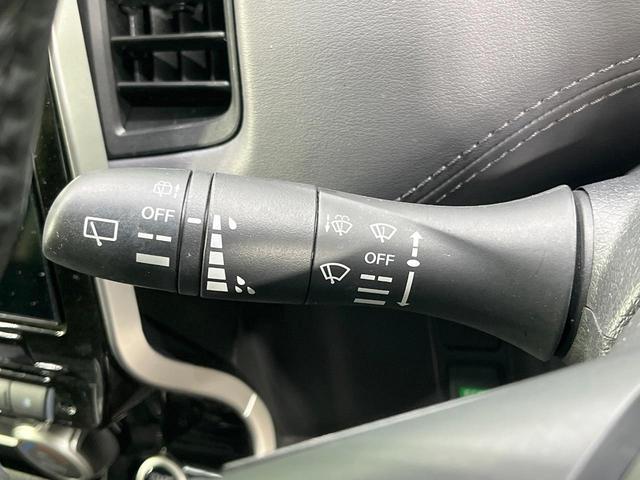 セレナ ハイウェイスターＶ　禁煙車　後席モニター　ＢＩＧ－Ｘ１０型ナビ　全周囲カメラ　フルセグ　セーフティバックＡ　プロパイロット　両側電動ドア　ブラインドスポットモニター　デジタルインナーミラー　コーナーセンサー　ＥＴＣ（42枚目）