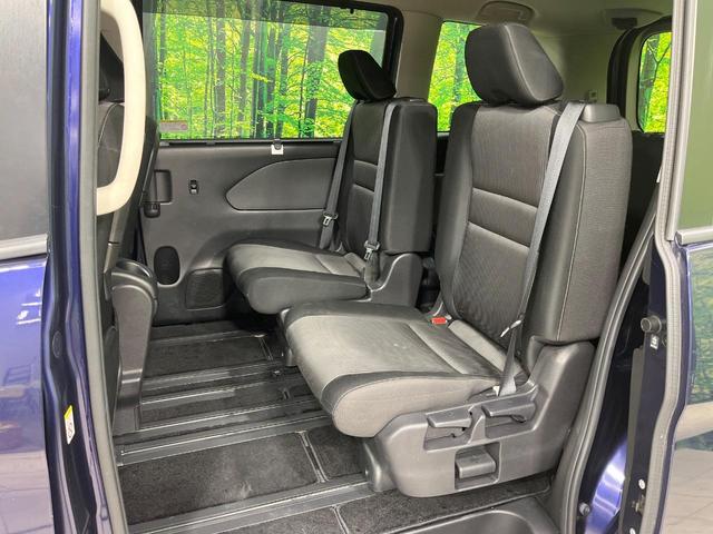 セレナ ハイウェイスターＶ　禁煙車　後席モニター　ＢＩＧ－Ｘ１０型ナビ　全周囲カメラ　フルセグ　セーフティバックＡ　プロパイロット　両側電動ドア　ブラインドスポットモニター　デジタルインナーミラー　コーナーセンサー　ＥＴＣ（51枚目）
