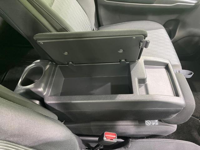 セレナ ハイウェイスターＶ　禁煙車　後席モニター　ＢＩＧ－Ｘ１０型ナビ　全周囲カメラ　フルセグ　セーフティバックＡ　プロパイロット　両側電動ドア　ブラインドスポットモニター　デジタルインナーミラー　コーナーセンサー　ＥＴＣ（62枚目）