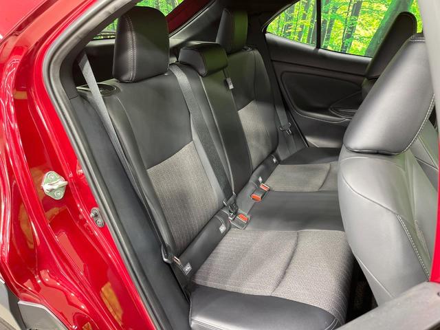 ヤリスクロス ハイブリッドZ 禁煙車 8型ナビ 全周囲カメラ フルセグ レーダークルーズ ブラインドスポットモニター 車線逸脱装置 ハーフレザーシート シートヒータ ステアリングヒーター LEDヘッド&フォグ ETC(9枚目)