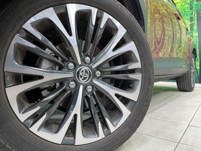 ヤリスクロス ハイブリッドZ 禁煙車 8型ナビ 全周囲カメラ フルセグ レーダークルーズ ブラインドスポットモニター 車線逸脱装置 ハーフレザーシート シートヒータ ステアリングヒーター LEDヘッド&フォグ ETC(13枚目)