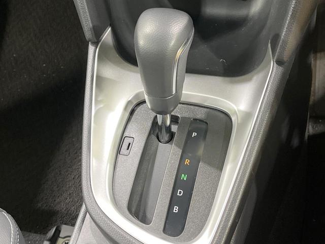 ヤリスクロス ハイブリッドZ 禁煙車 8型ナビ 全周囲カメラ フルセグ レーダークルーズ ブラインドスポットモニター 車線逸脱装置 ハーフレザーシート シートヒータ ステアリングヒーター LEDヘッド&フォグ ETC(44枚目)